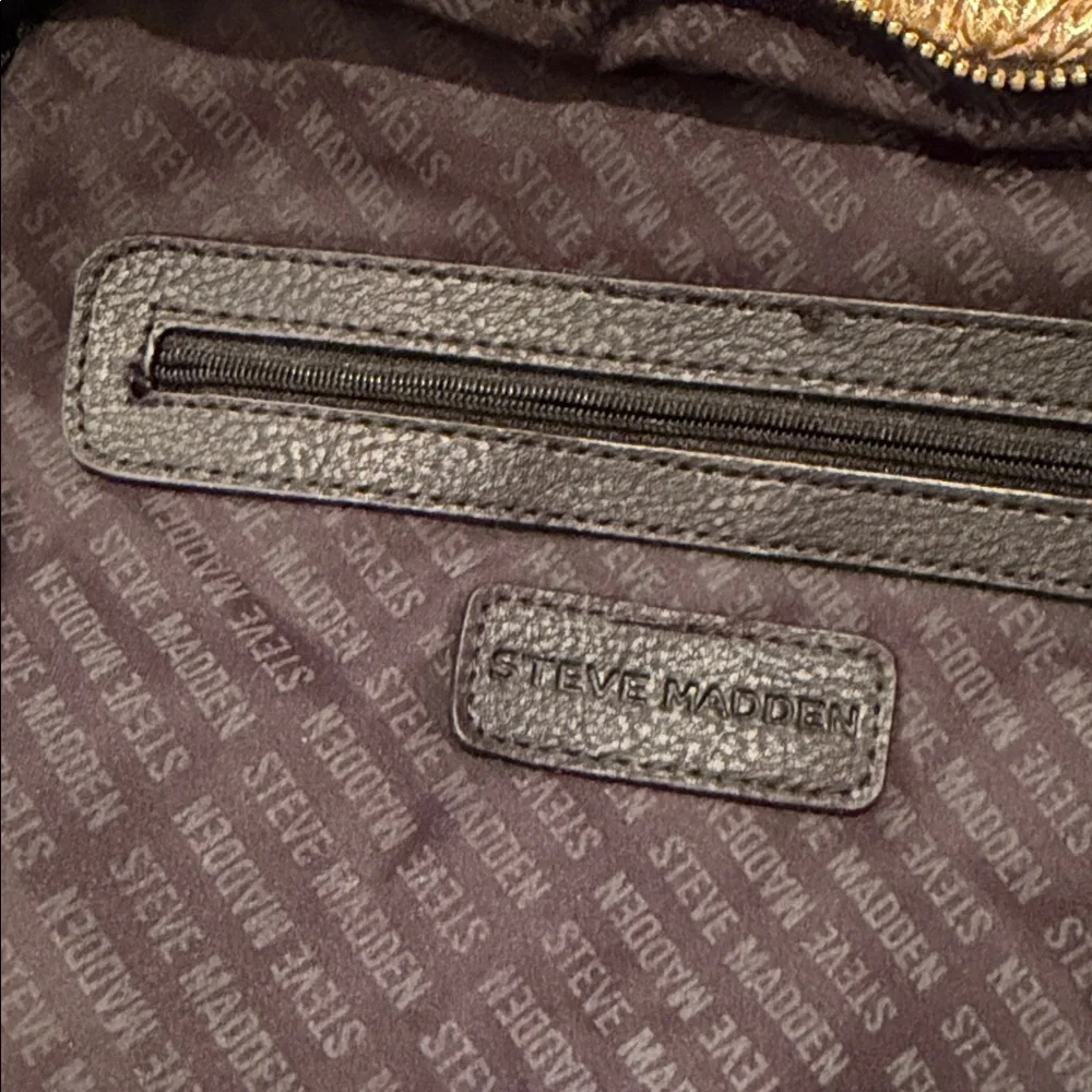 Steve Madden Quilted Metallic Gold and Black Backpack Set. - Picture 9 of 14